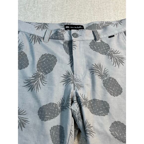 Travis Mathew Men’s 33 Gray Pineapple Print Golf Short Resort Beach Wear Casual - Picture 7 of 7